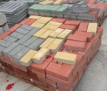 甘肅蘭州與平涼彩色路面磚（仿石材彩磚）市場行情與報價分析